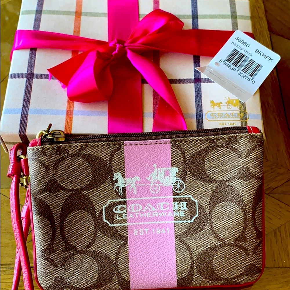 Coach wristlet with box